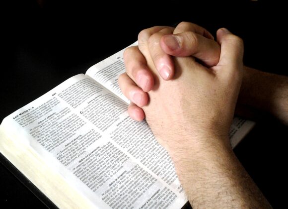 Marcos 13: 32-37, Velad y Orad Marcos 13: 32-37, Velad y Orad