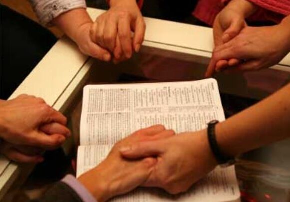 ROMANOS 15:30-32 AYUDA EN ORACIÓN.